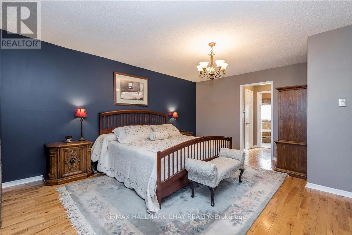 21 BARWICK DRIVE