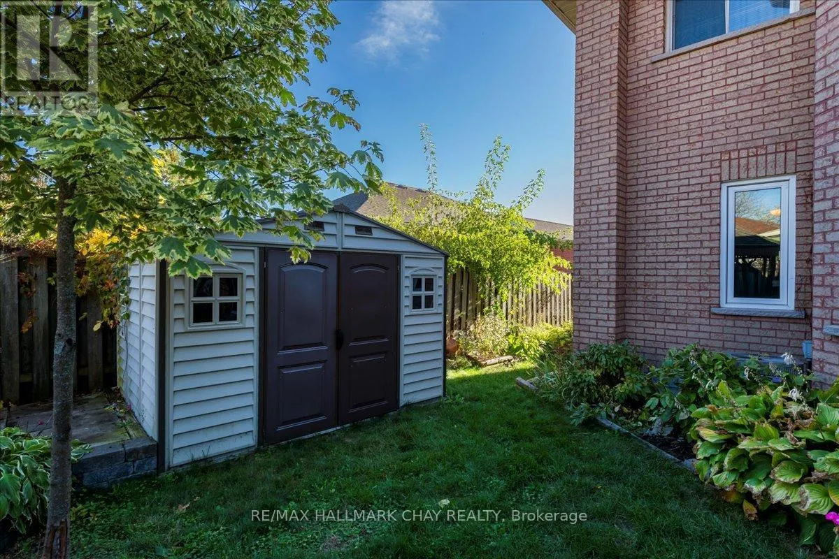 21 BARWICK DRIVE