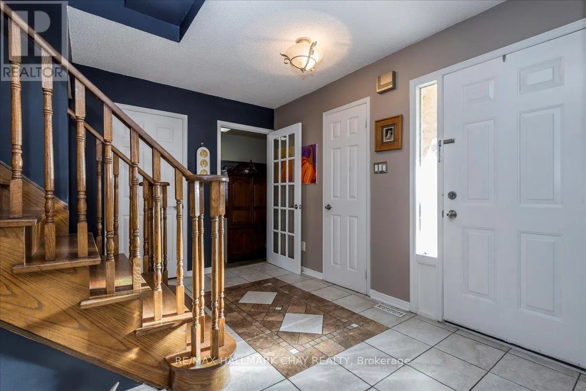 21 BARWICK DRIVE