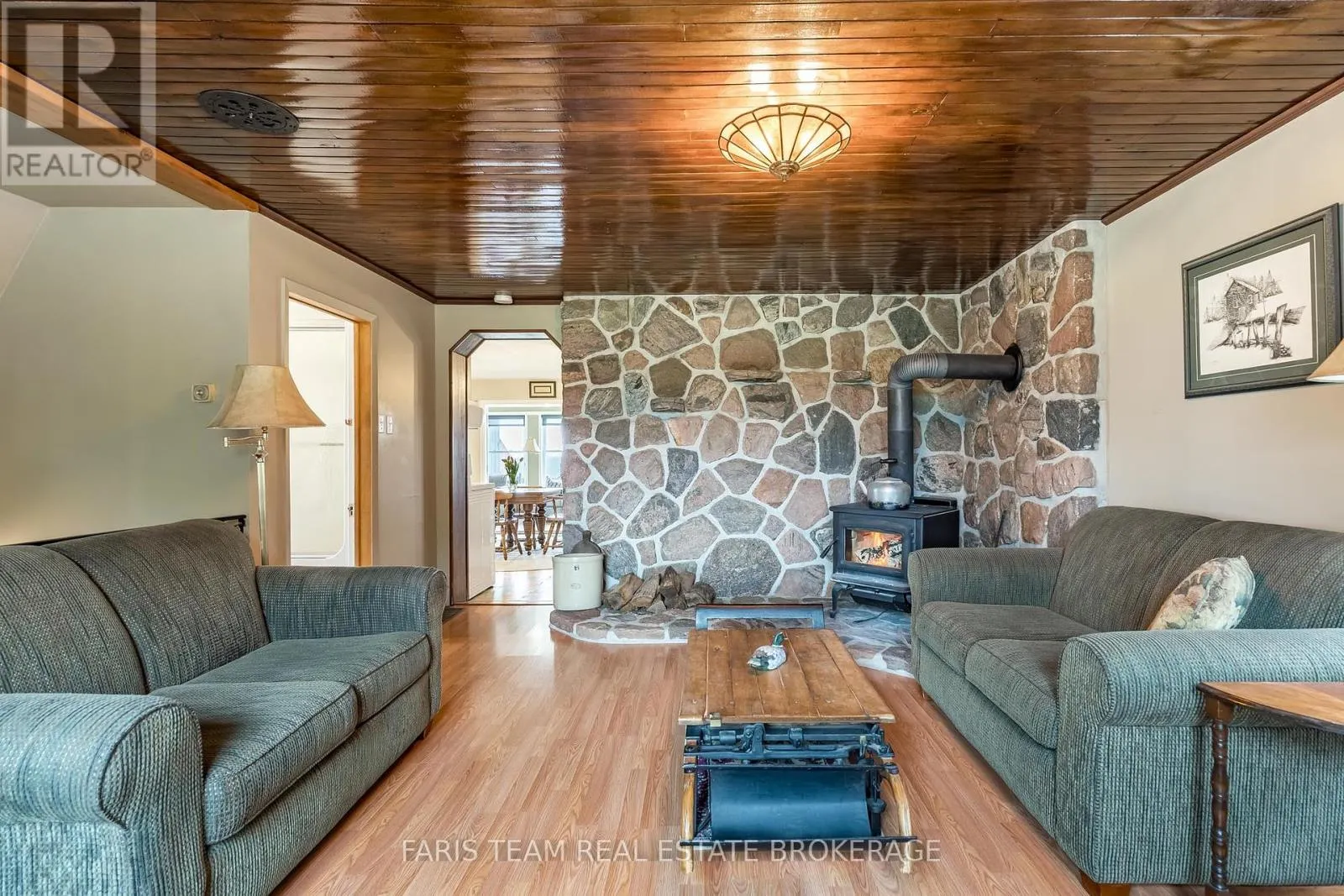 83 HUMMINGBIRD HILL ROAD