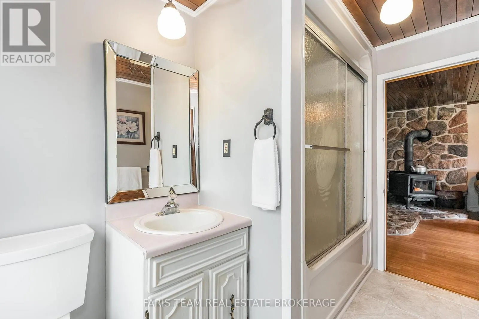 83 HUMMINGBIRD HILL ROAD