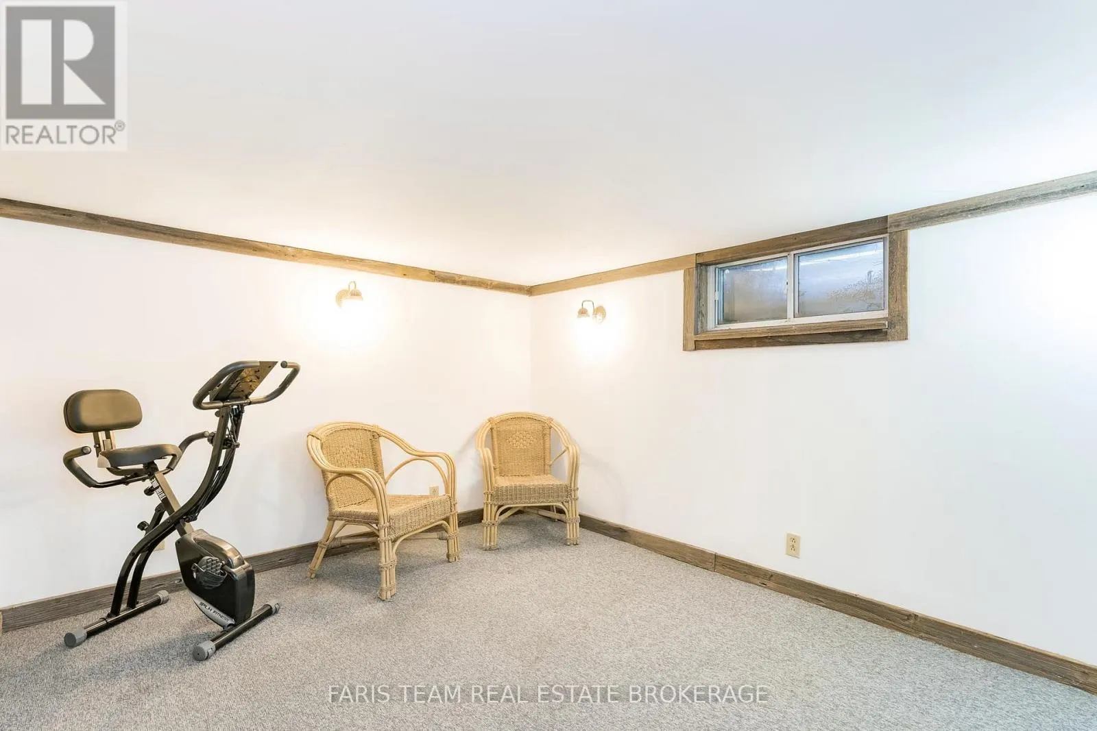 83 HUMMINGBIRD HILL ROAD