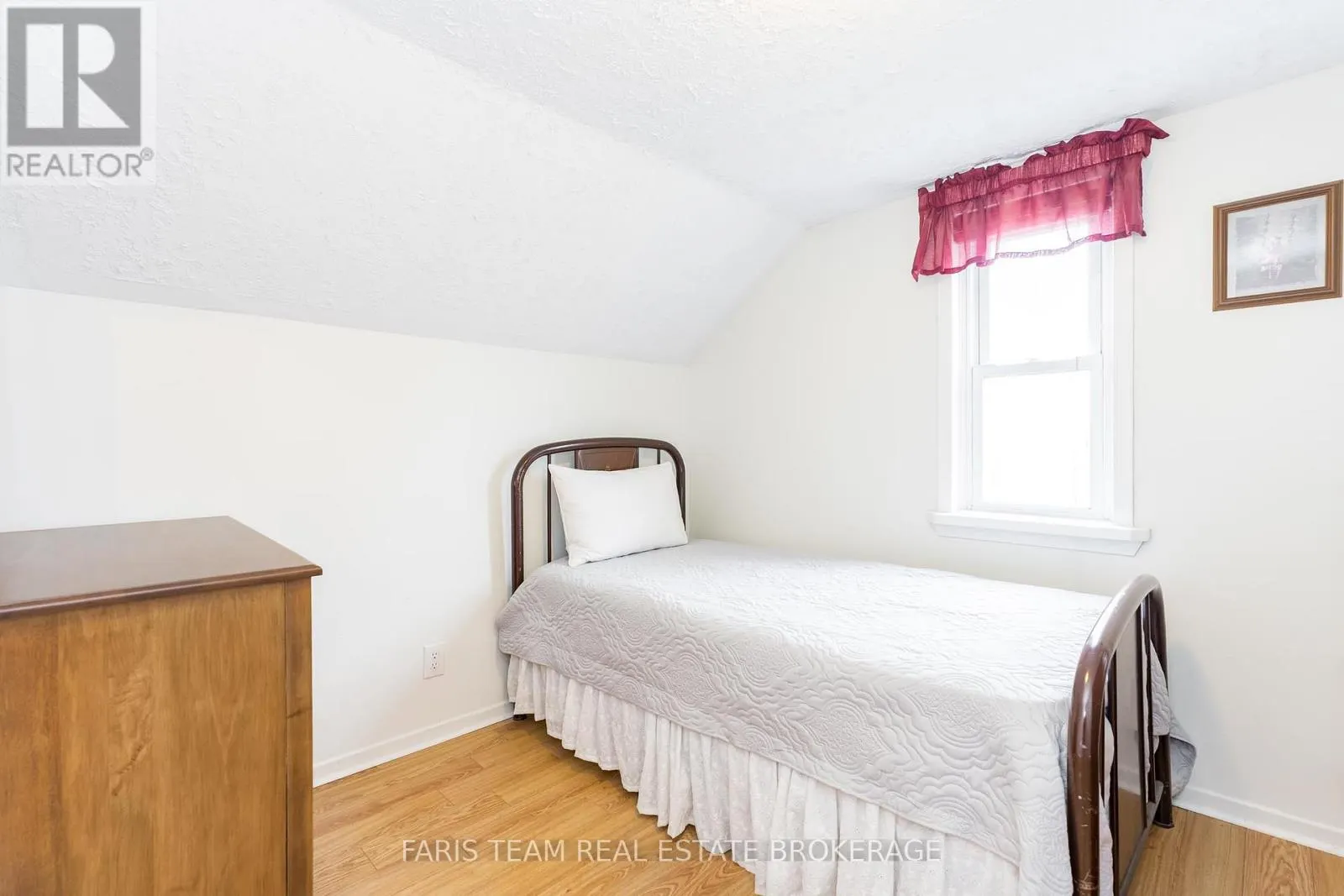 83 HUMMINGBIRD HILL ROAD