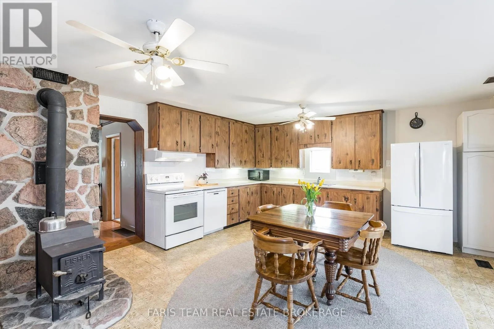 83 HUMMINGBIRD HILL ROAD