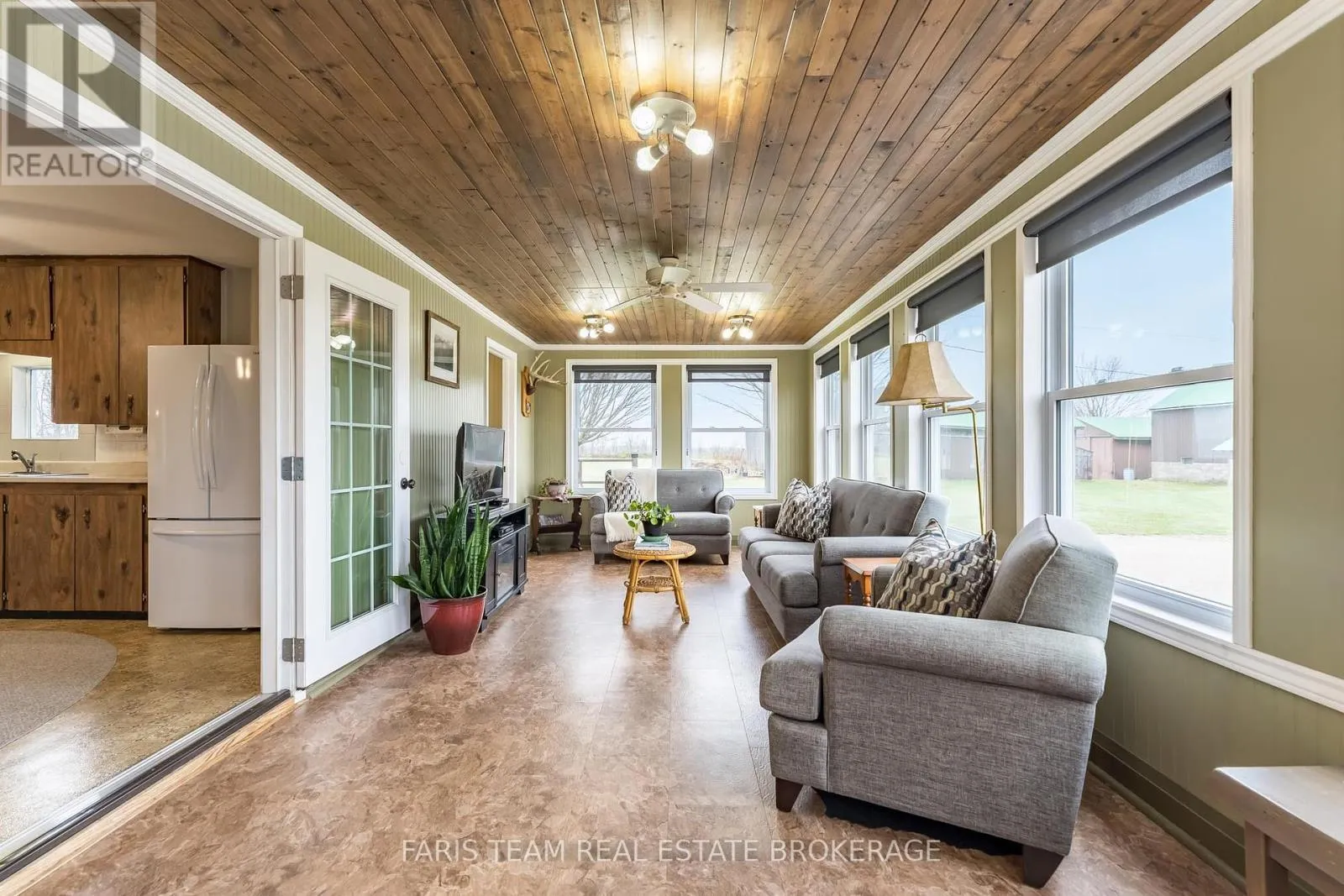 83 HUMMINGBIRD HILL ROAD