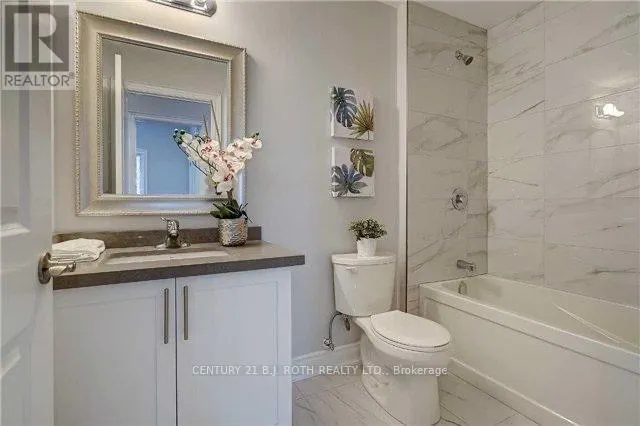 UPPER UNIT - 179 PATTERSON ROAD