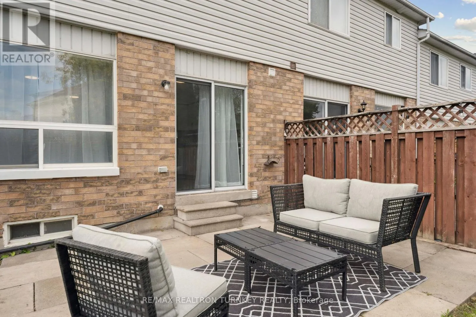 83 PICKETT CRESCENT