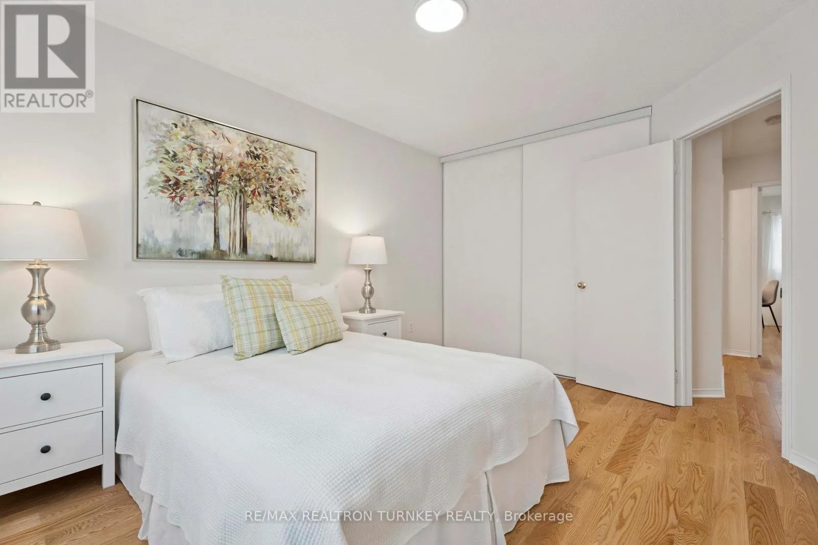 83 PICKETT CRESCENT