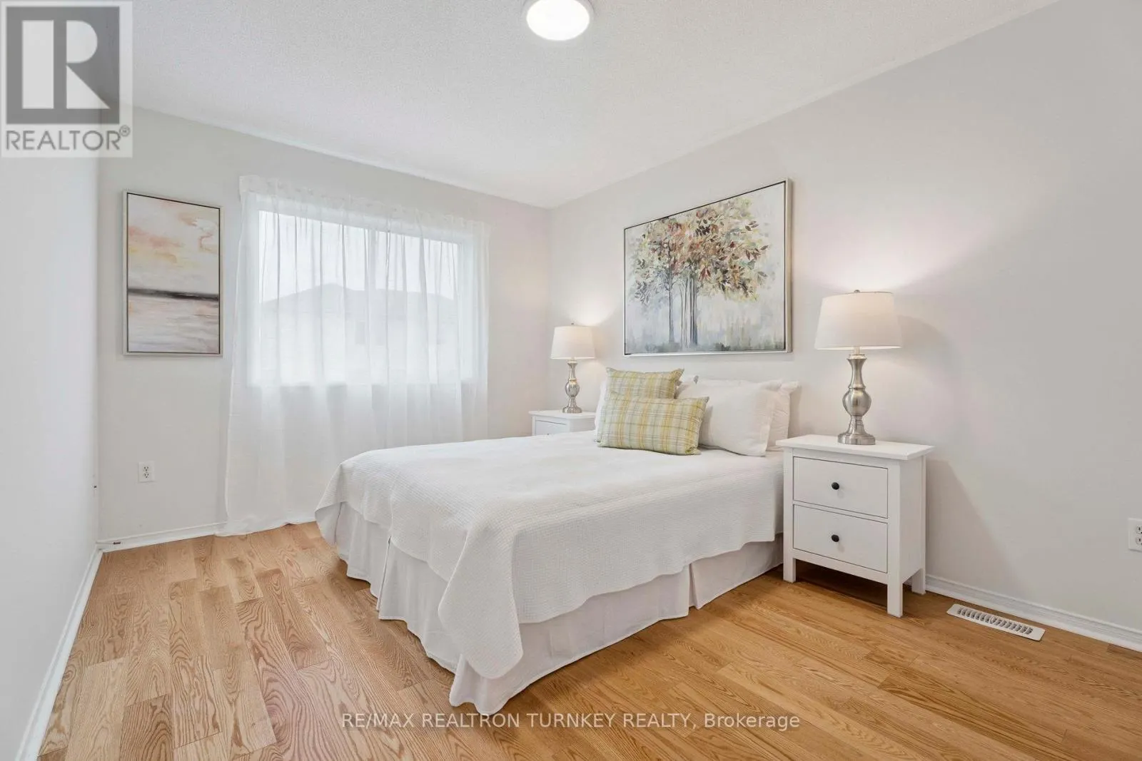83 PICKETT CRESCENT