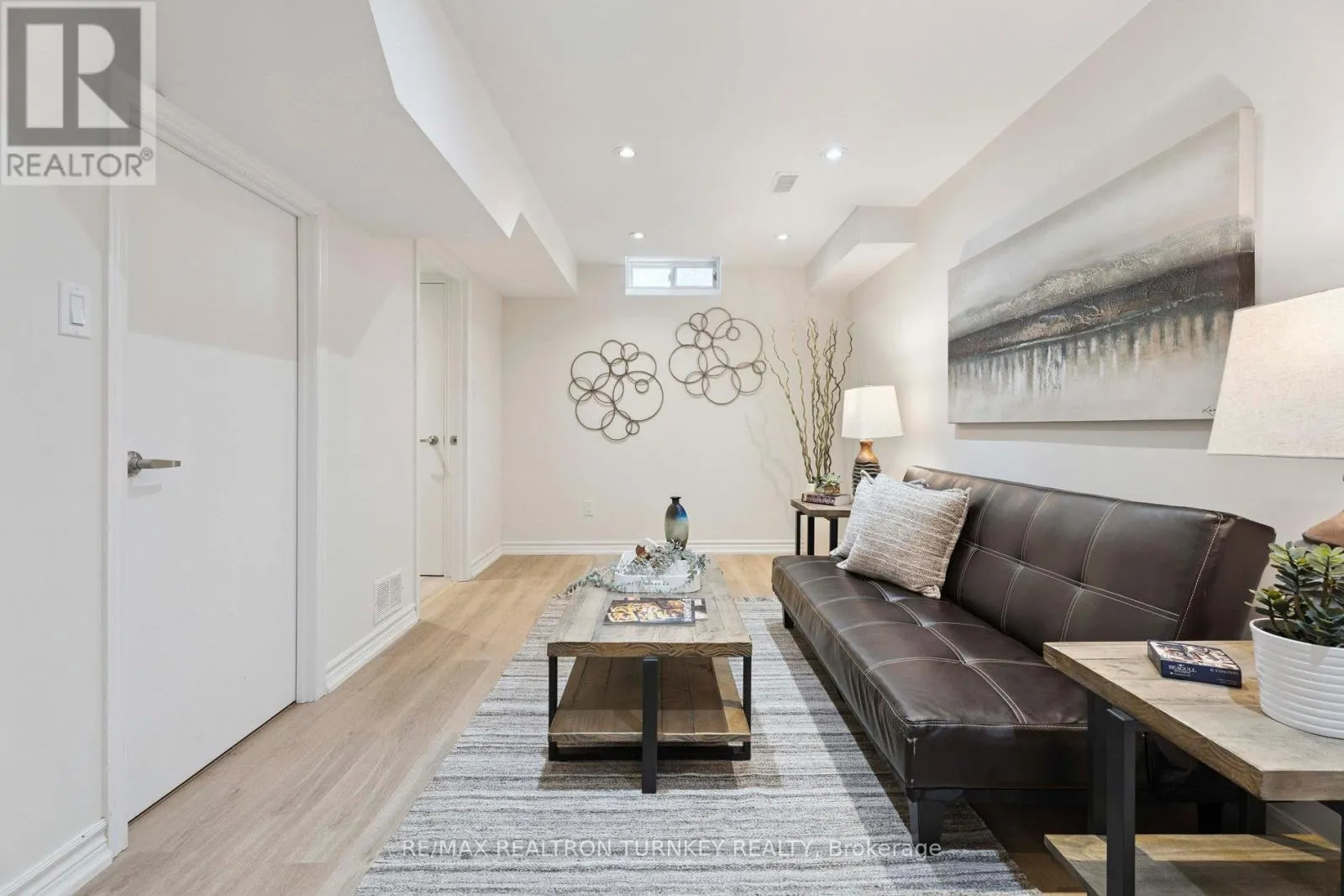 83 PICKETT CRESCENT
