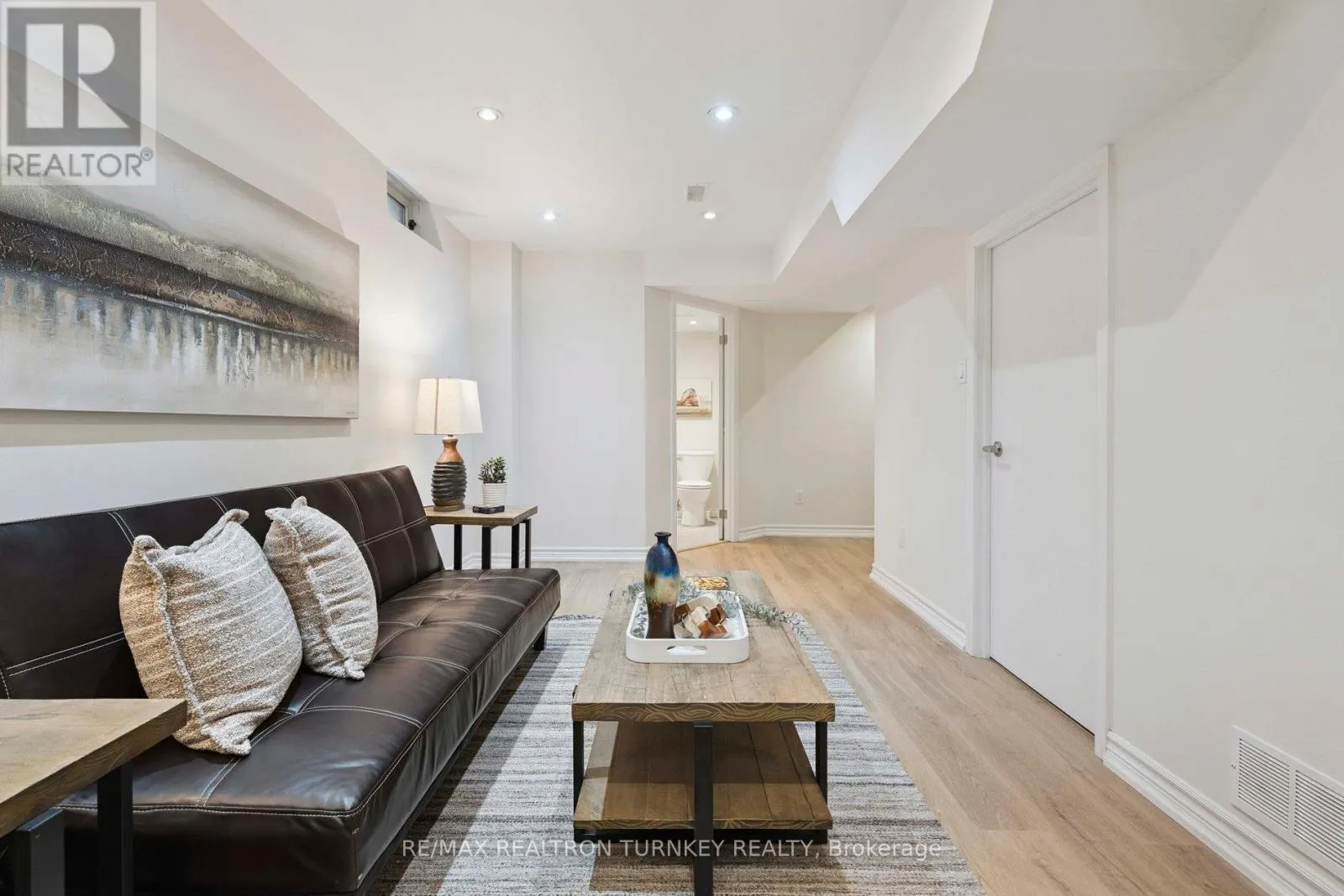 83 PICKETT CRESCENT