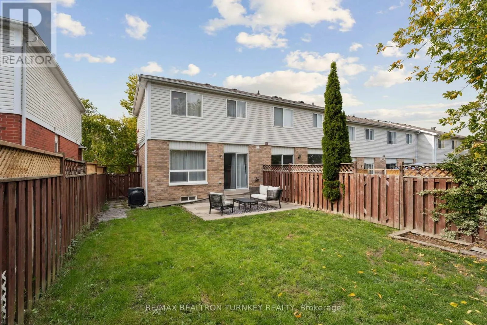 83 PICKETT CRESCENT