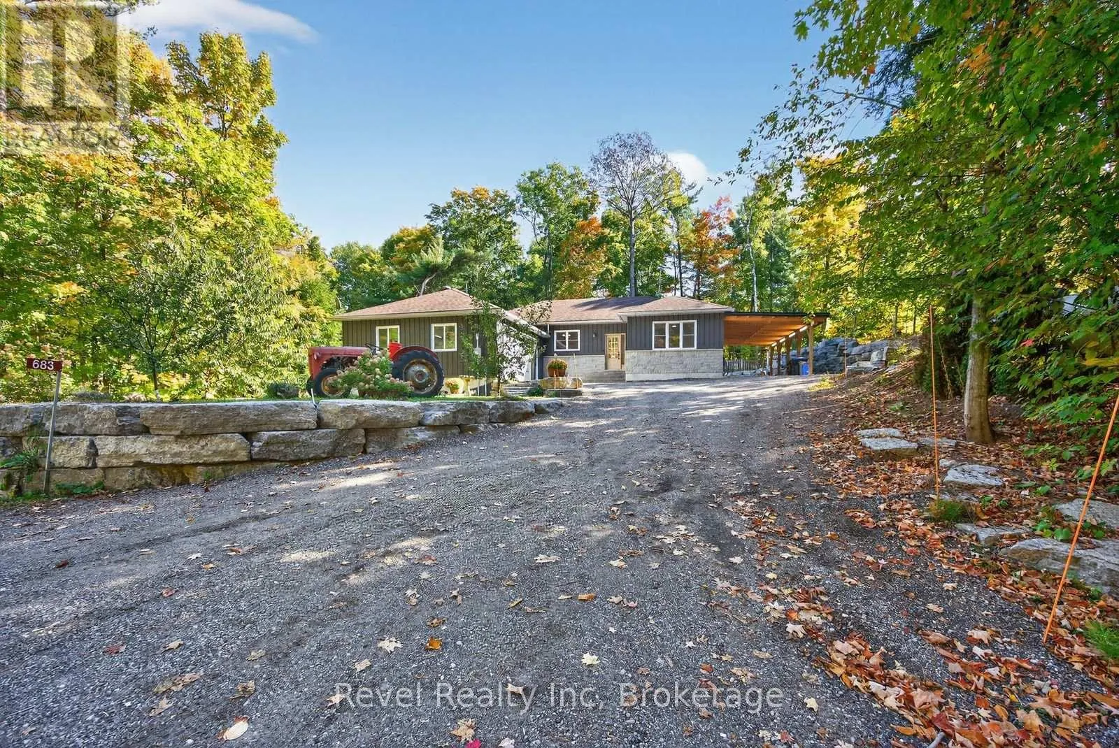 683 LAFONTAINE ROAD