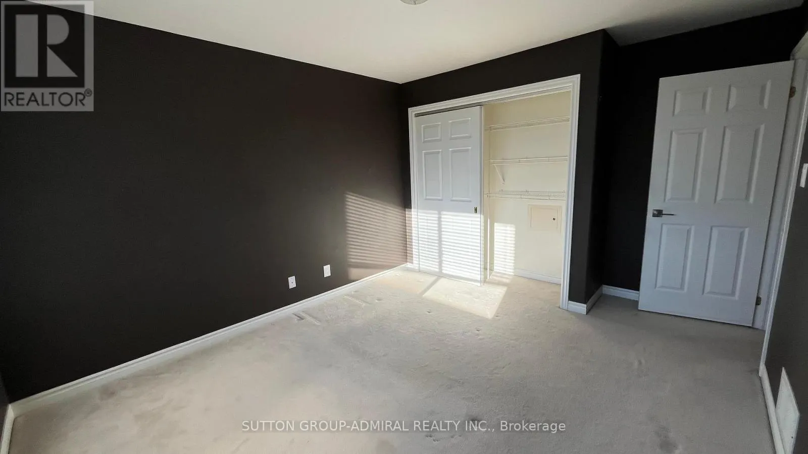 UPPER - 12 REVELSTOKE COURT
