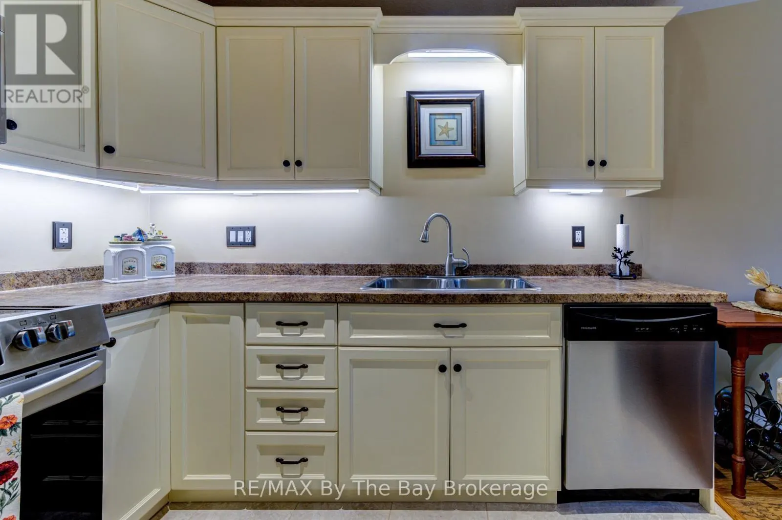 122 GREENWAY DRIVE