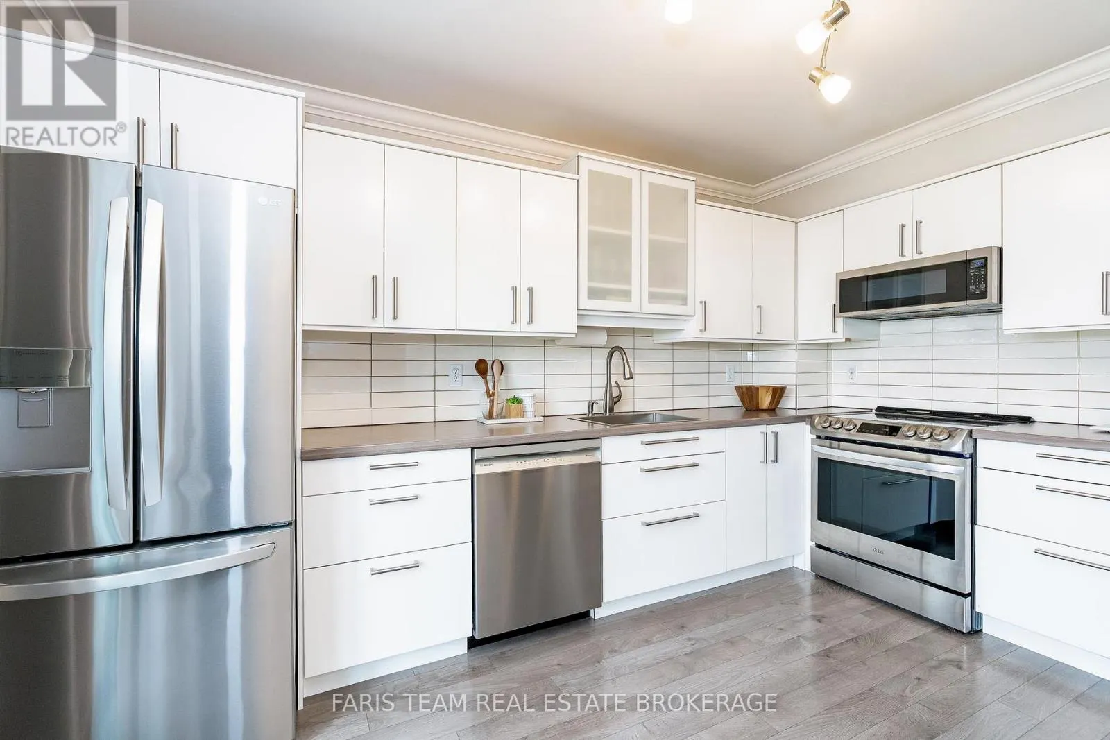 220 CHURCHLAND DRIVE