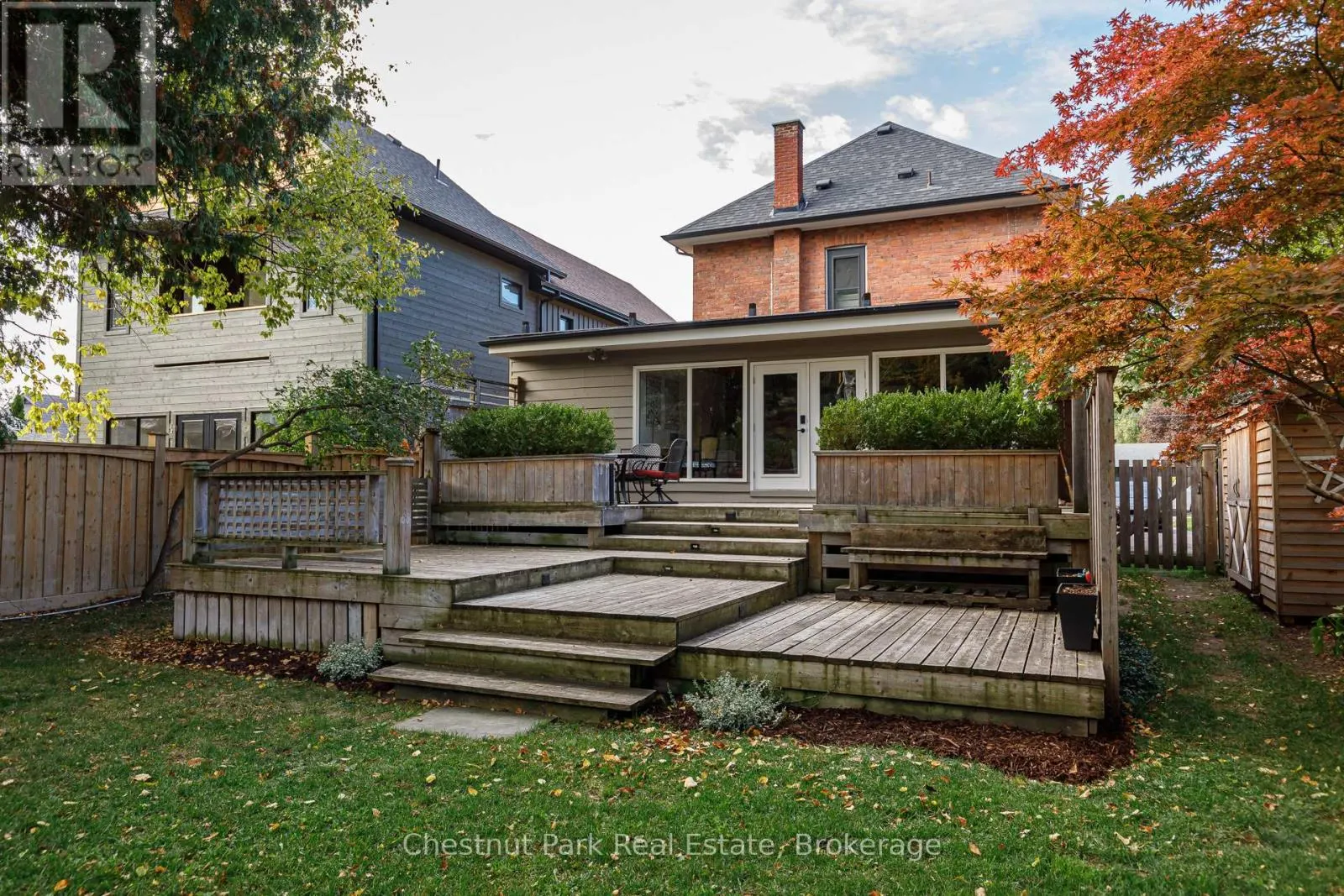 55 ROBINSON STREET