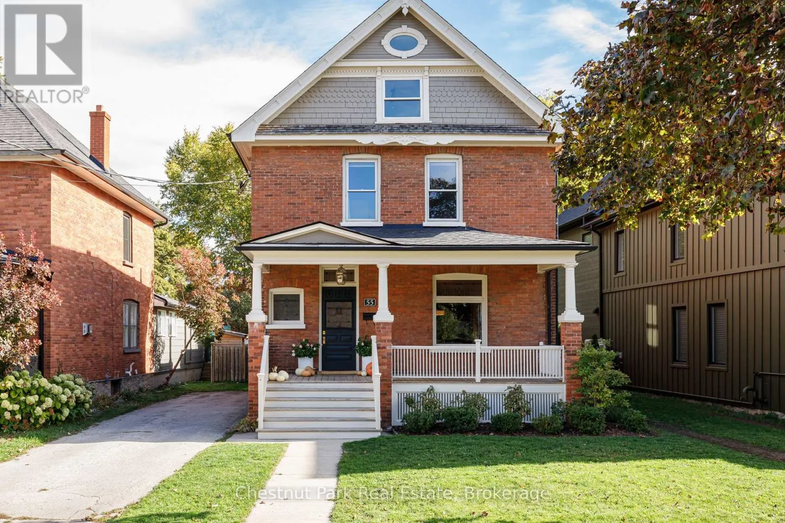 55 ROBINSON STREET