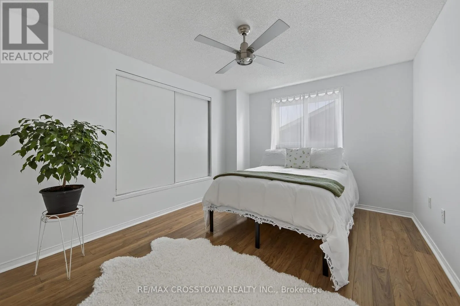 37 SEYMOUR CRESCENT