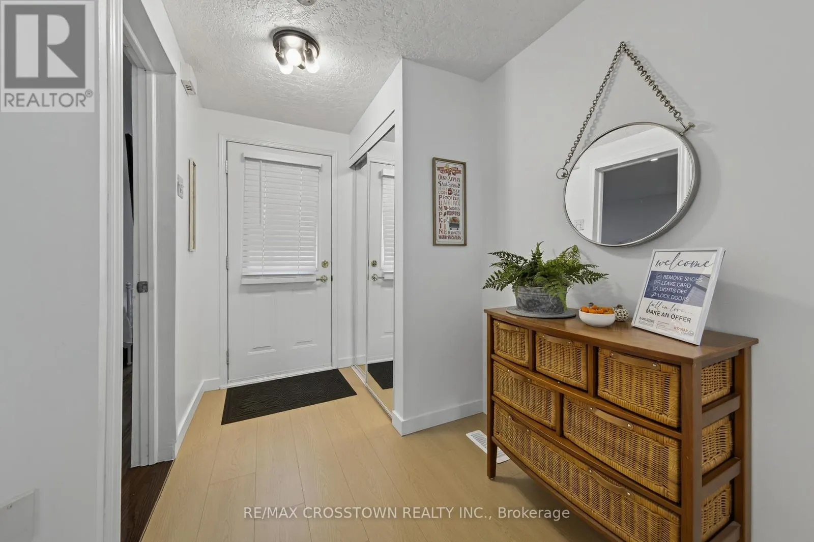 37 SEYMOUR CRESCENT