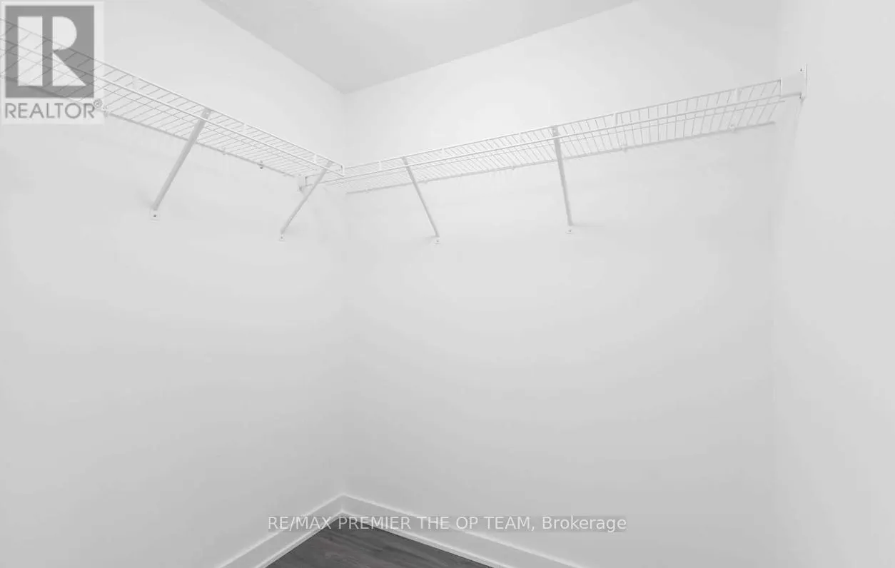 416 - 681 YONGE STREET