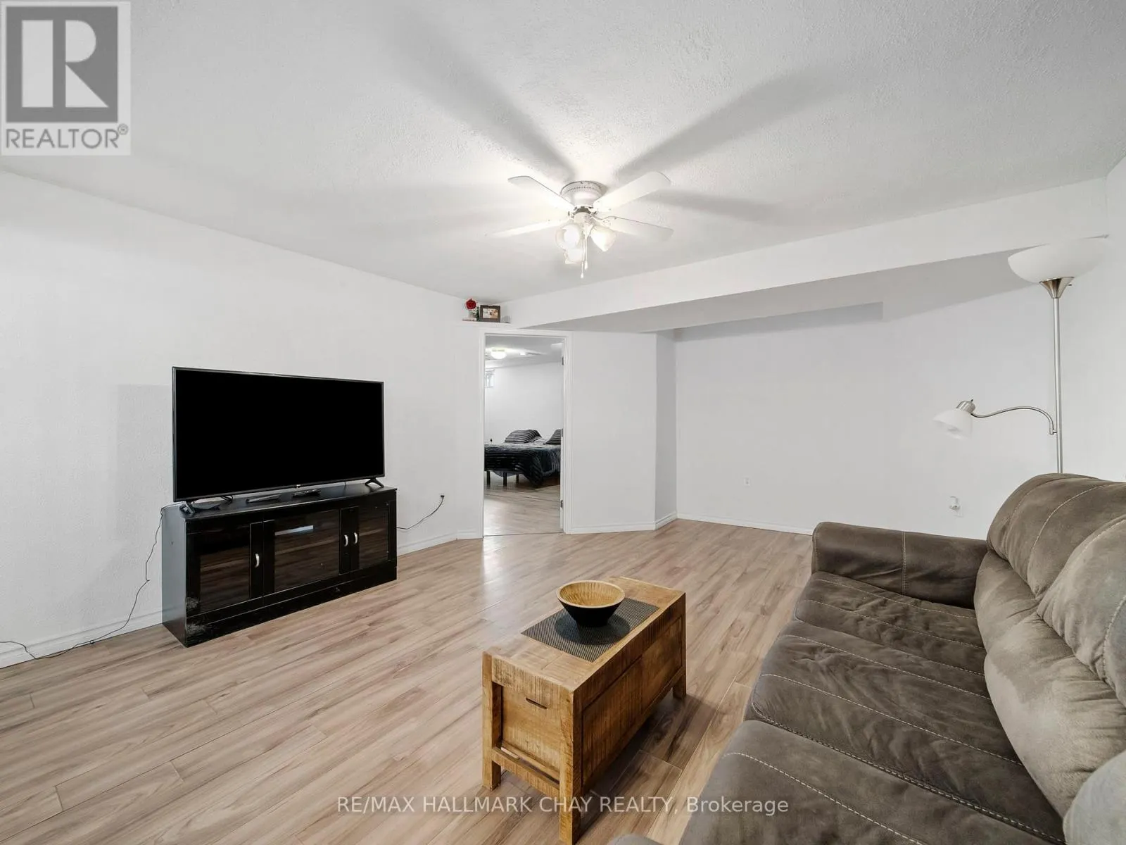 7 ASSINIBOINE DRIVE