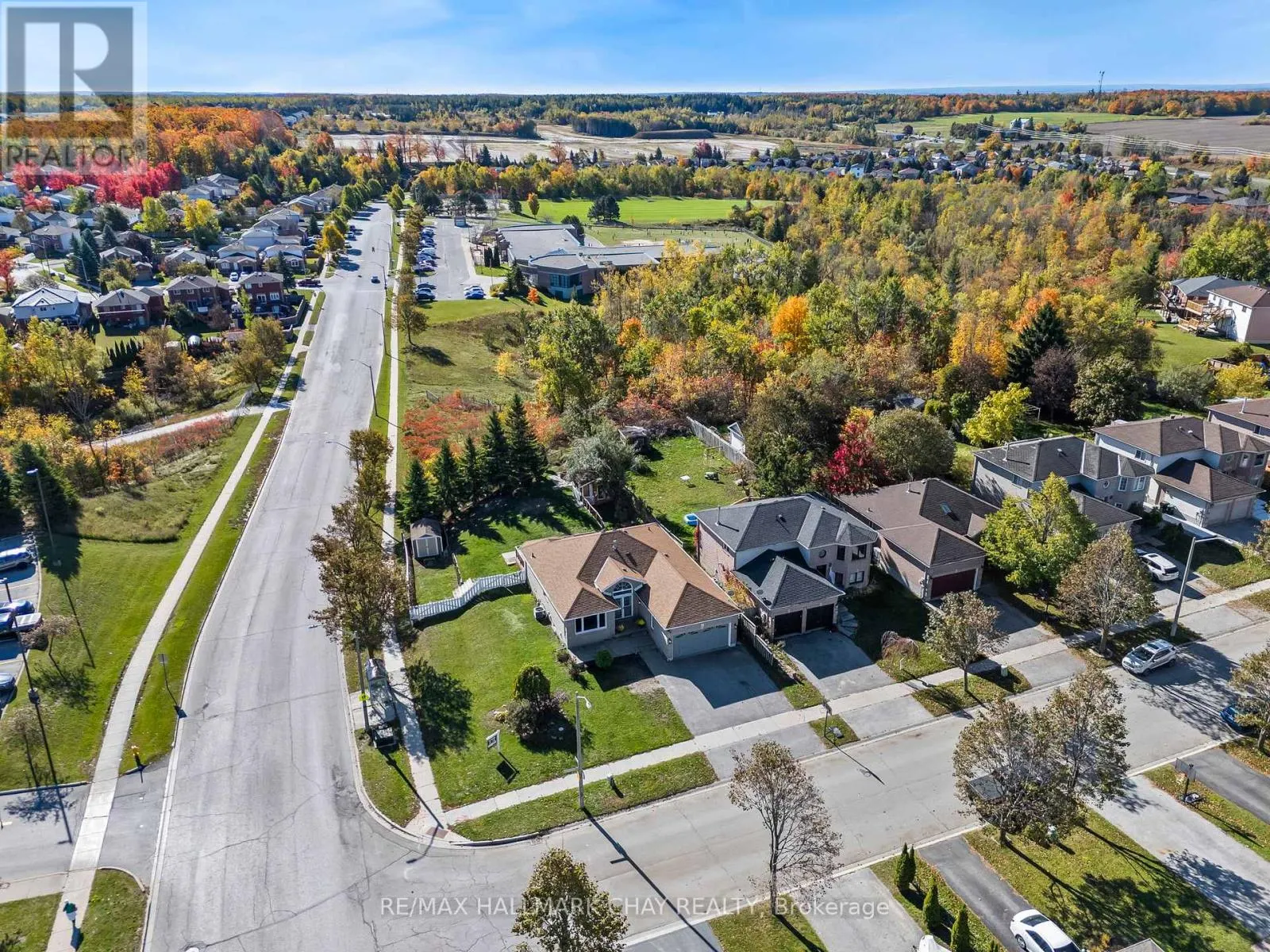 7 ASSINIBOINE DRIVE