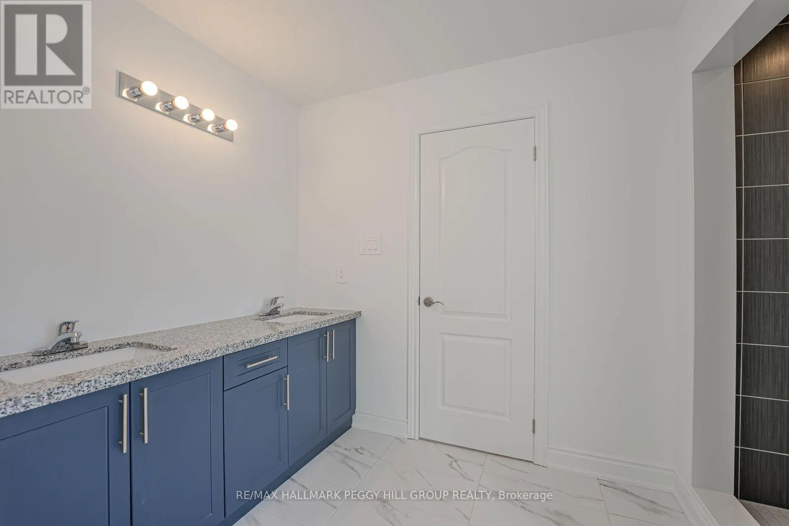 UPPER - 2988 MONARCH DRIVE