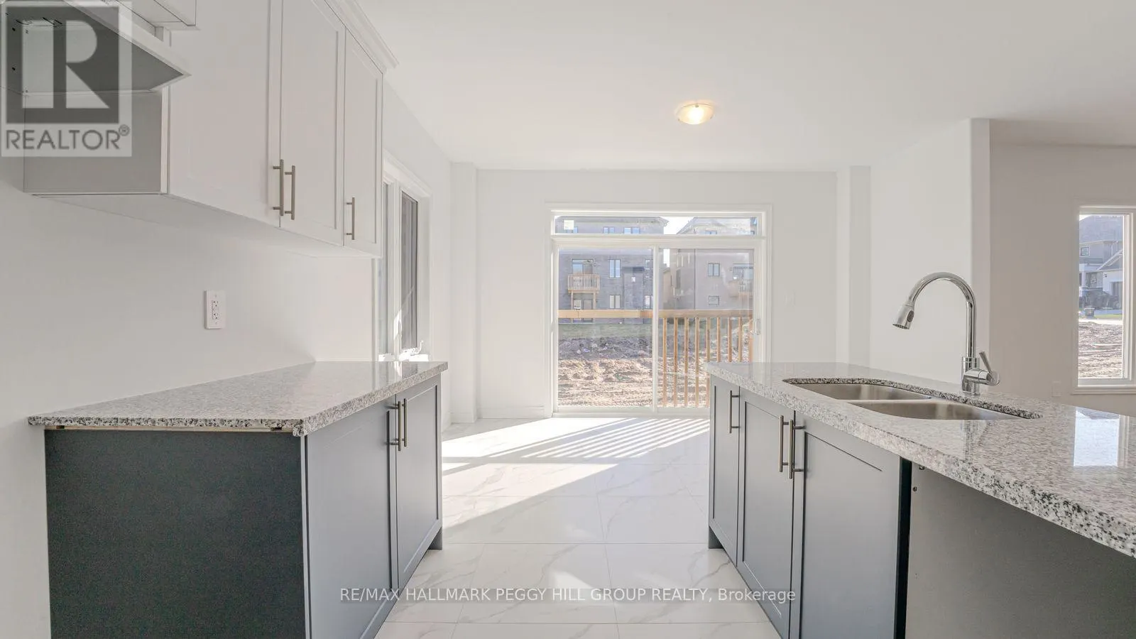 UPPER - 2988 MONARCH DRIVE