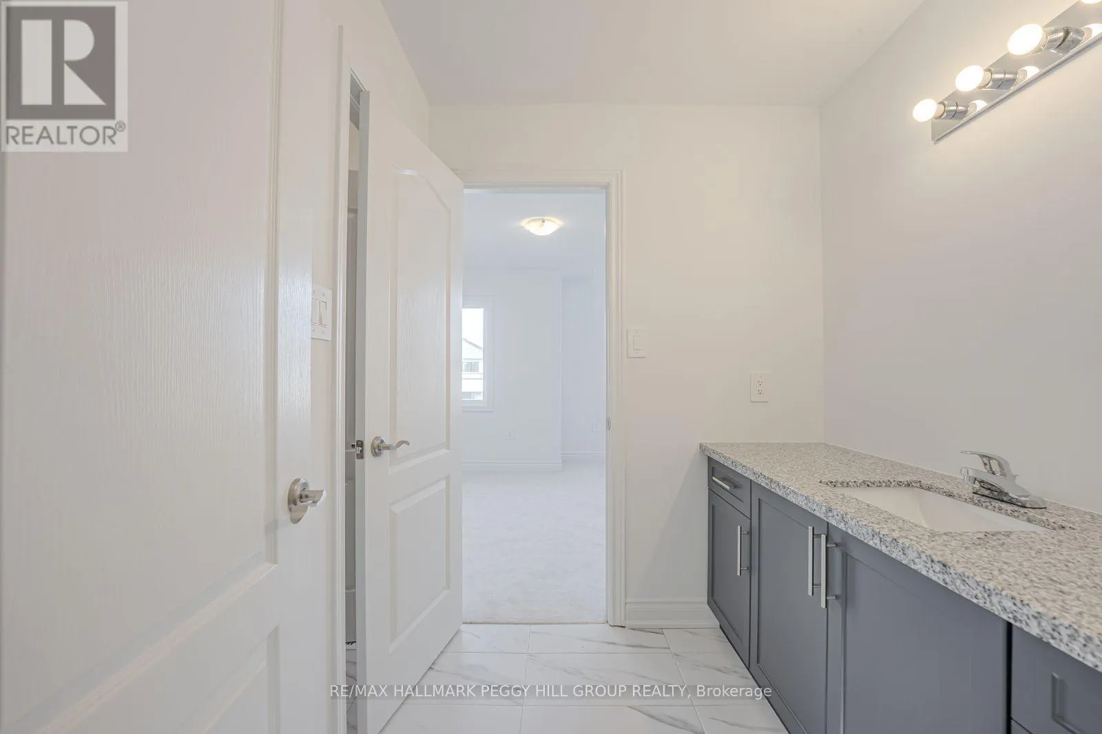 UPPER - 2988 MONARCH DRIVE