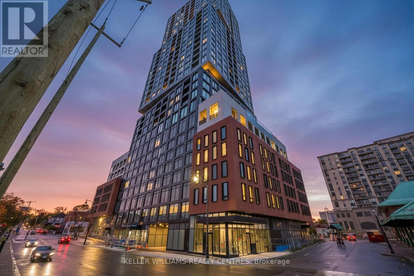 909 - 39 MARY STREET