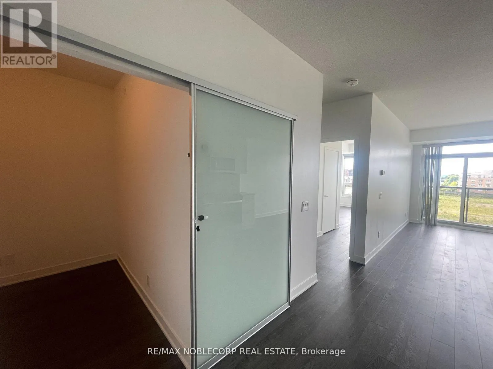 316 - 681 YONGE STREET