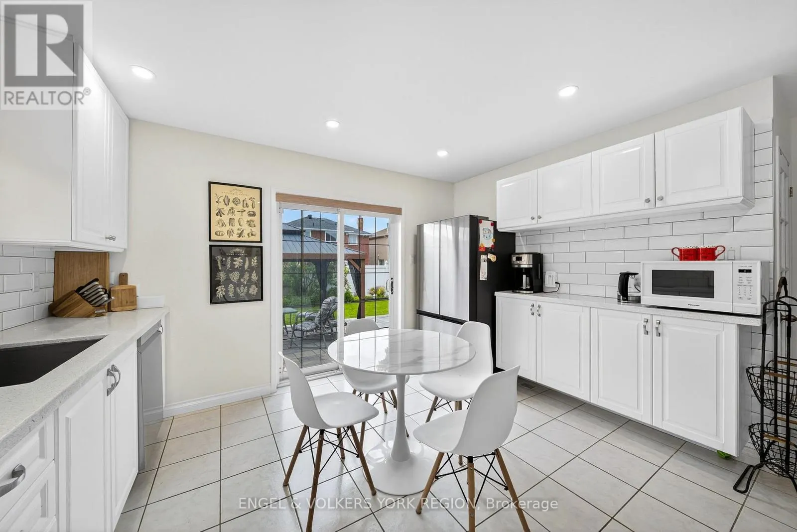 168 HURST DRIVE