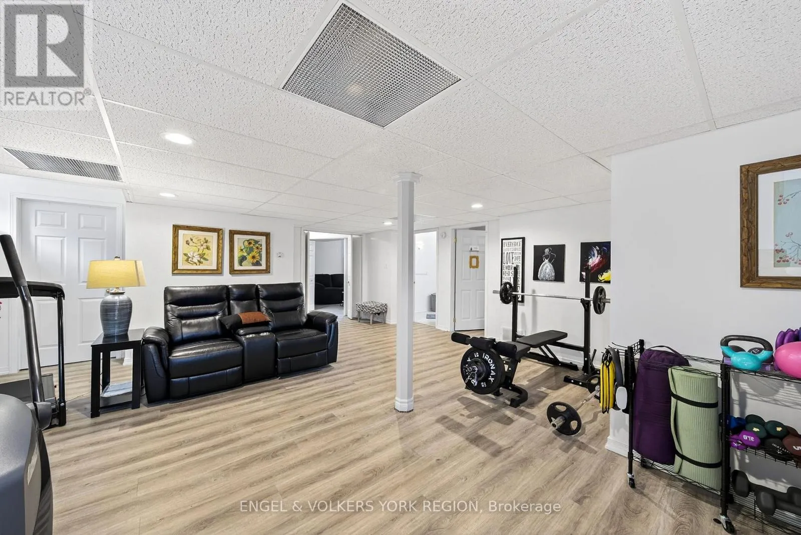 168 HURST DRIVE