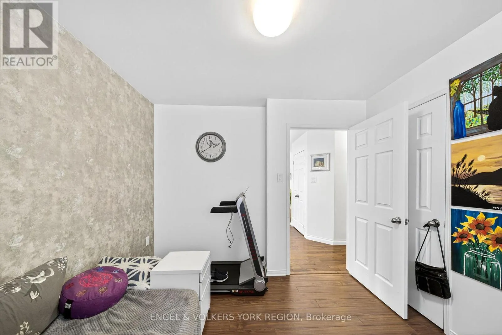 168 HURST DRIVE