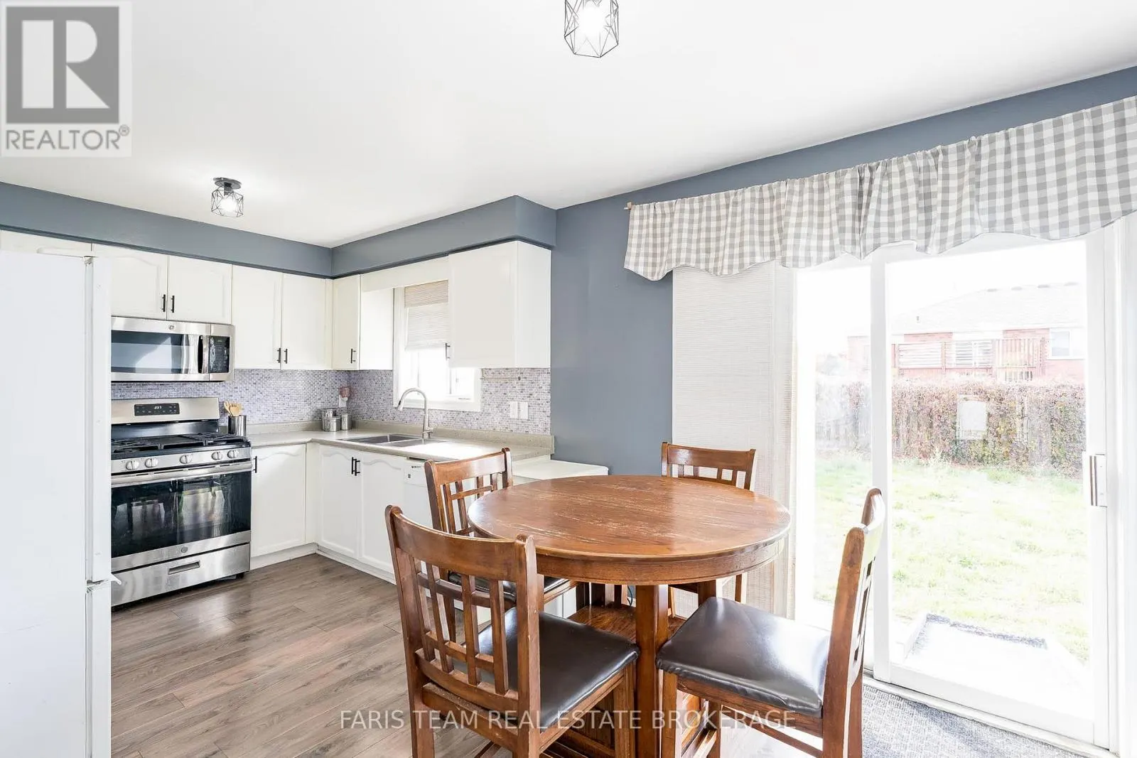 24 MARSELLUS DRIVE