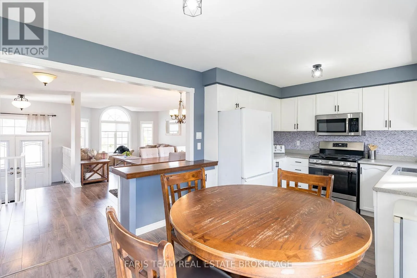 24 MARSELLUS DRIVE