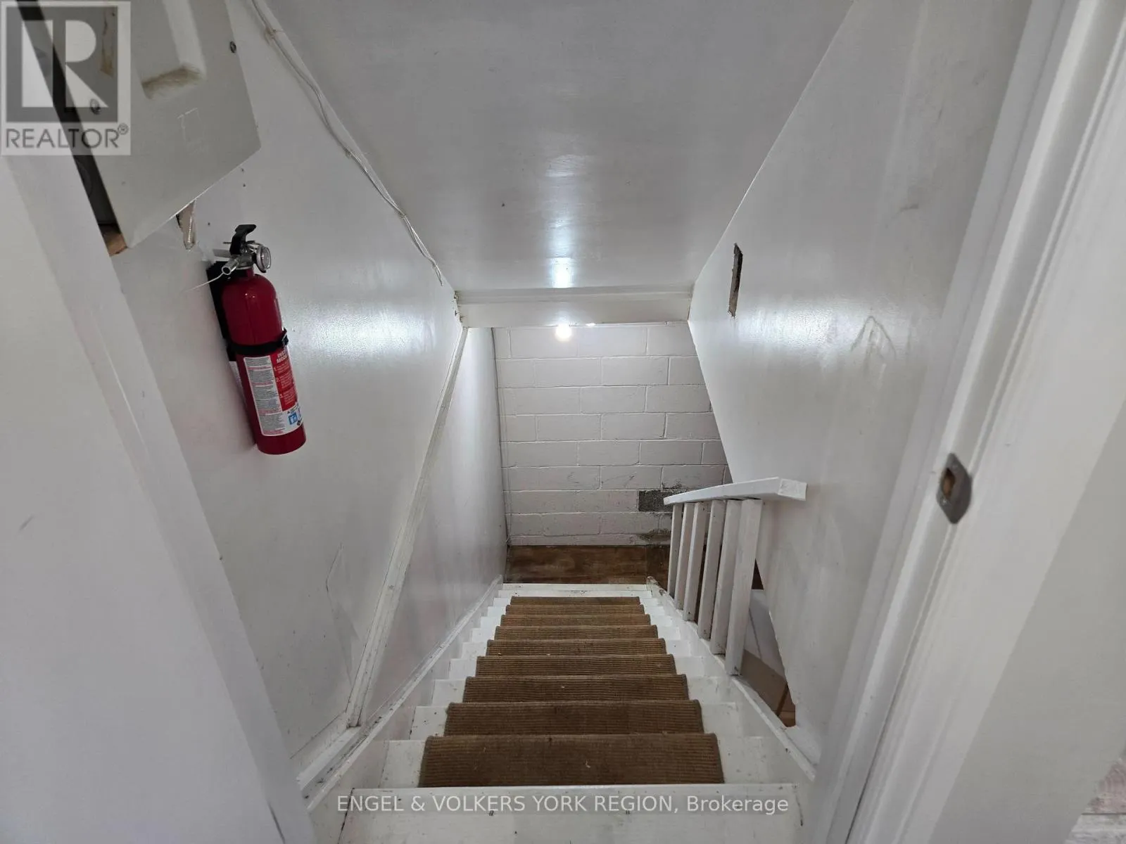 1 - 279 BLAKE STREET