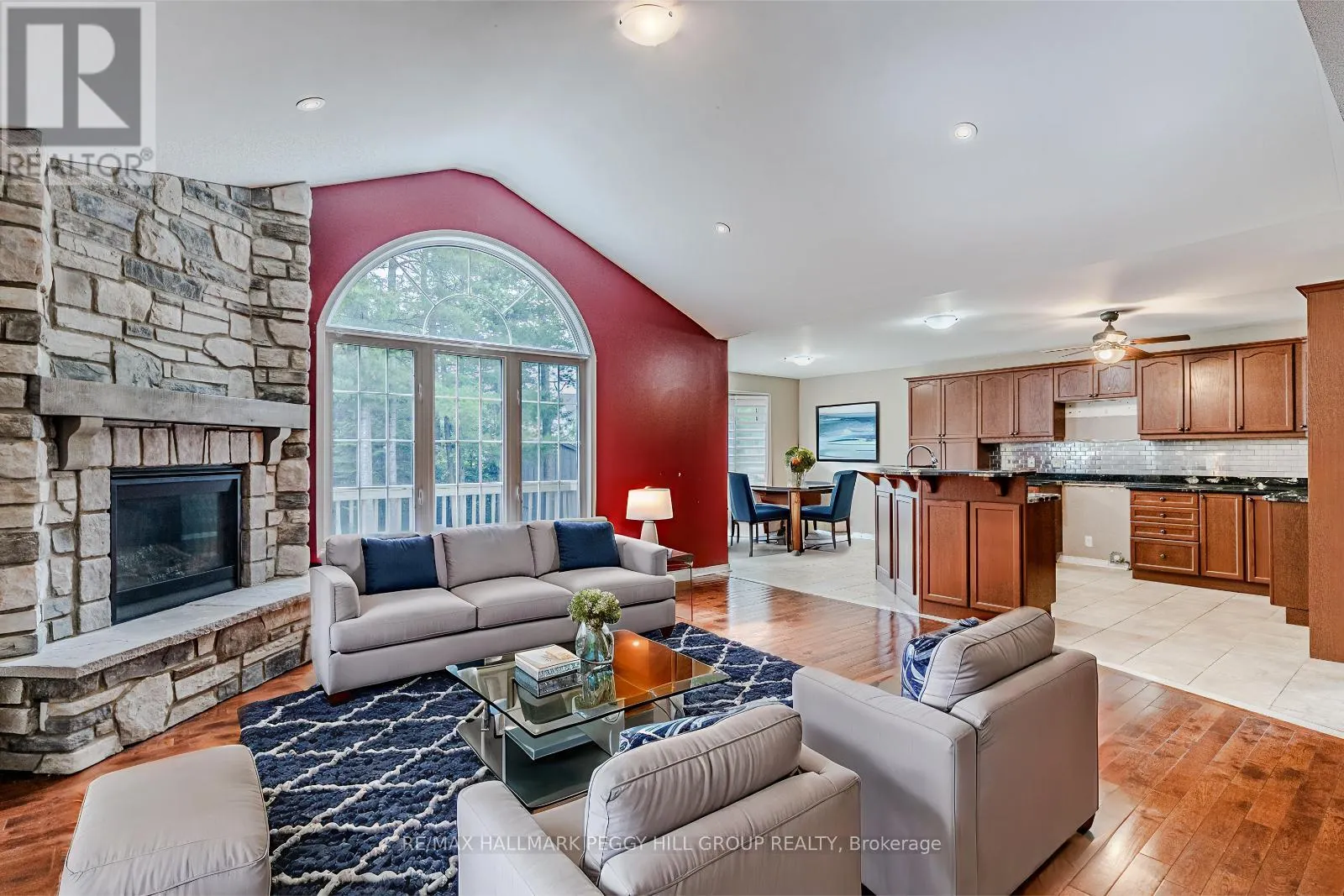 31 FAWNDALE CRESCENT