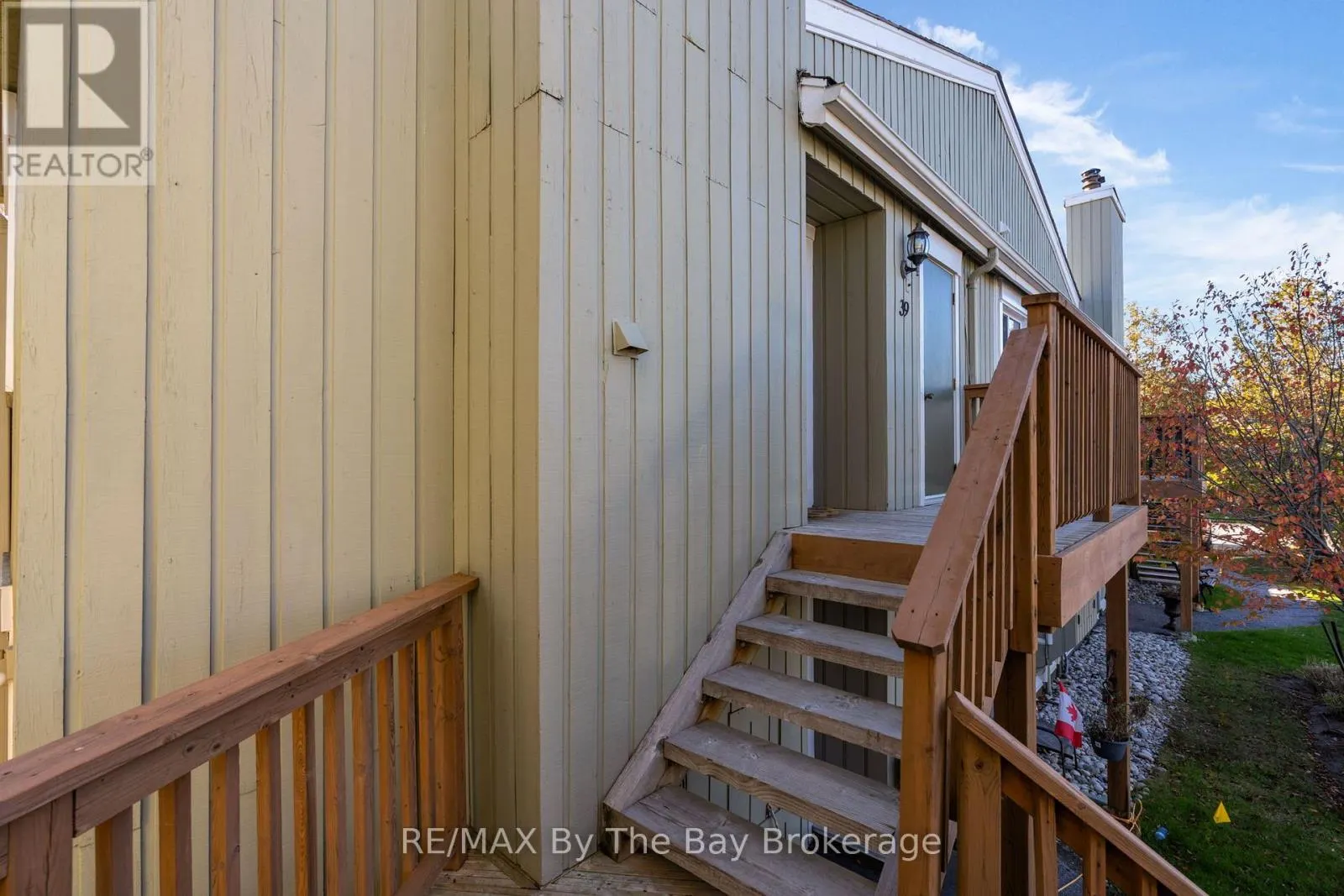 39 - 19 DAWSON DRIVE, #39