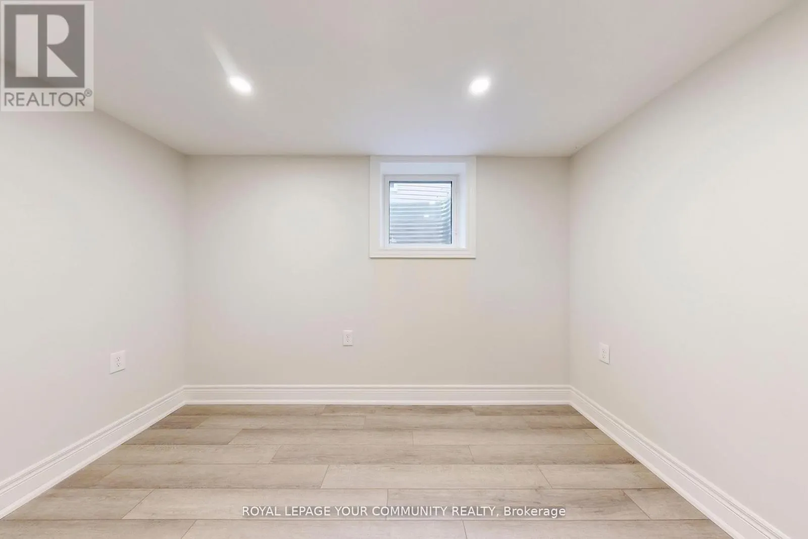 2 CHARLOTTE COURT