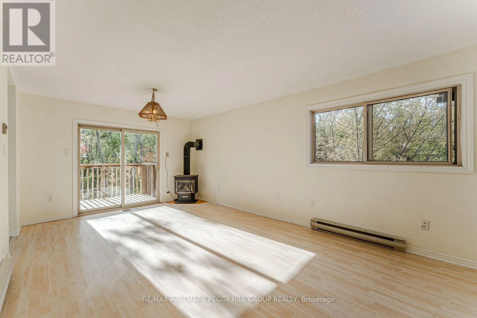 7 - 21 EVERGREEN COURT
