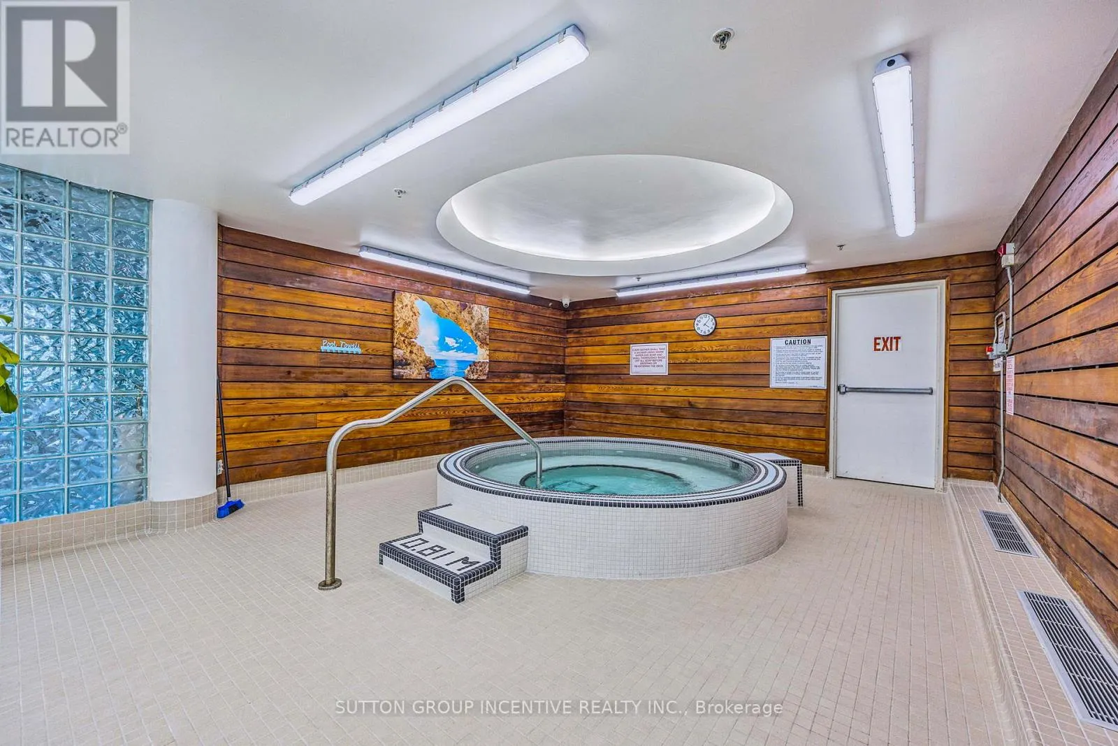 908 - 150 DUNLOP STREET E