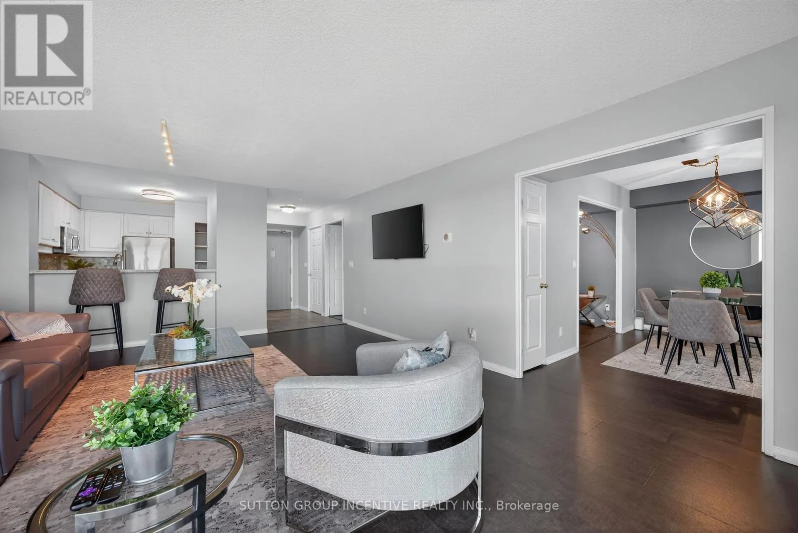 908 - 150 DUNLOP STREET E