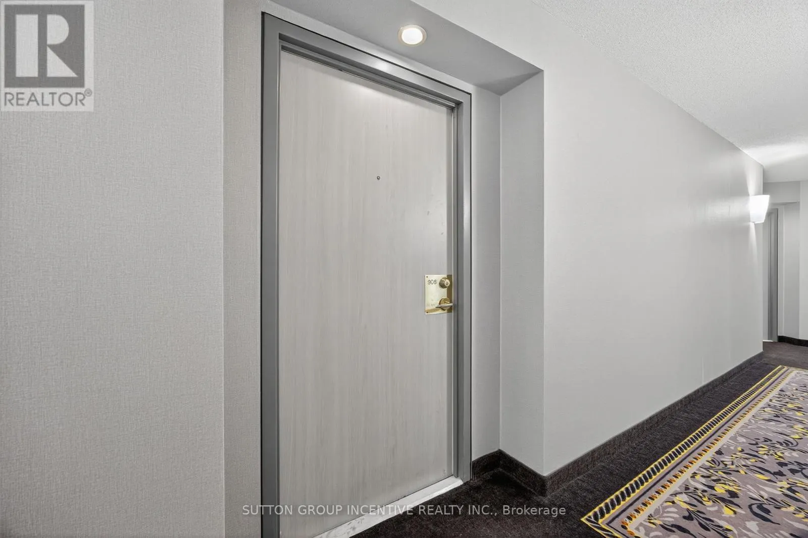908 - 150 DUNLOP STREET E