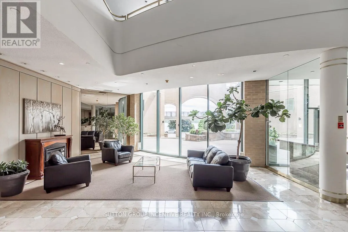 908 - 150 DUNLOP STREET E