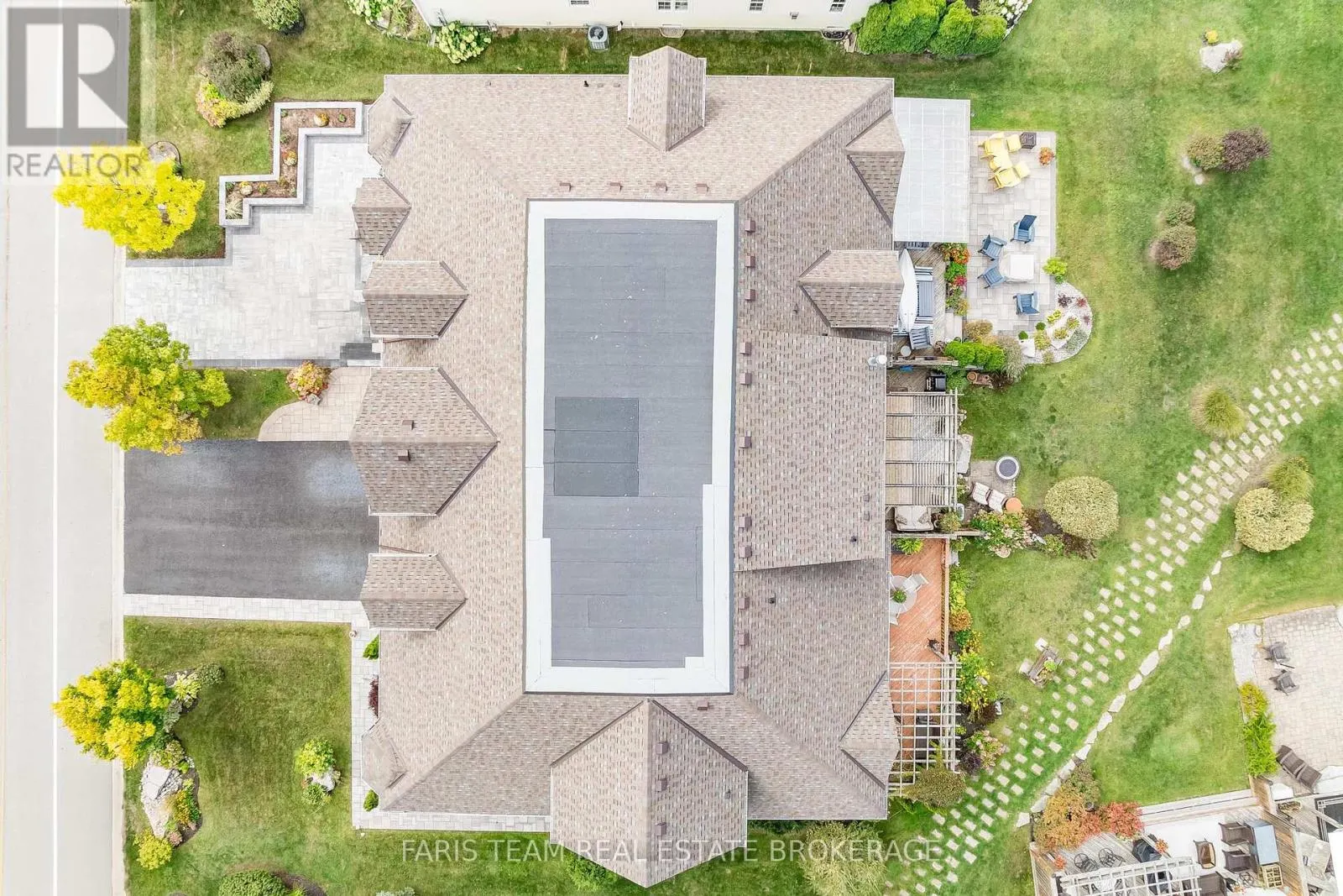 192 WYCLIFFE COVE
