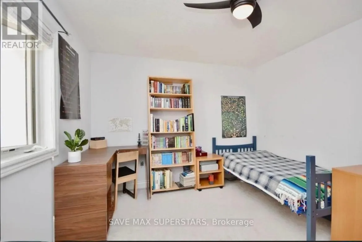 3063 EMPEROR DRIVE