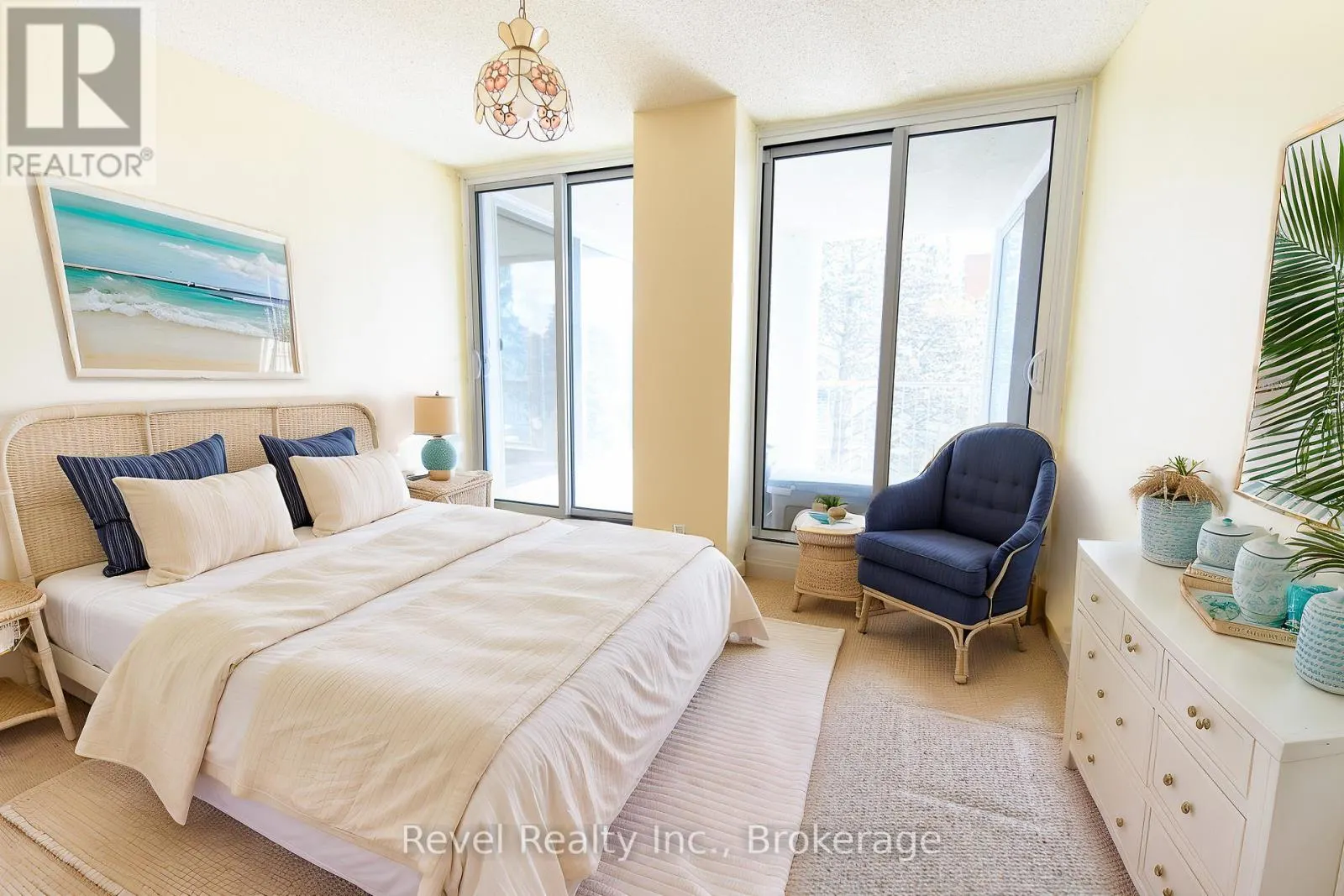 305 - 24 RAMBLINGS WAY, #305