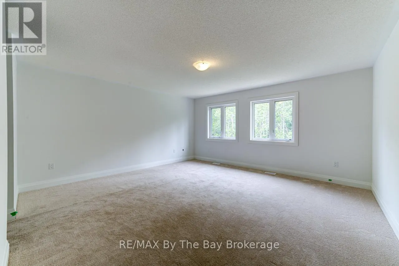 26 AMBER DRIVE